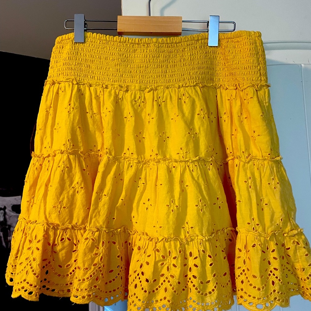 Yellow skirt